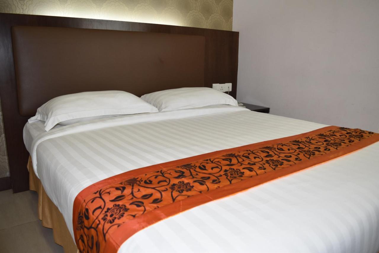 Sunrise Hotel Petaling Jaya Exterior foto